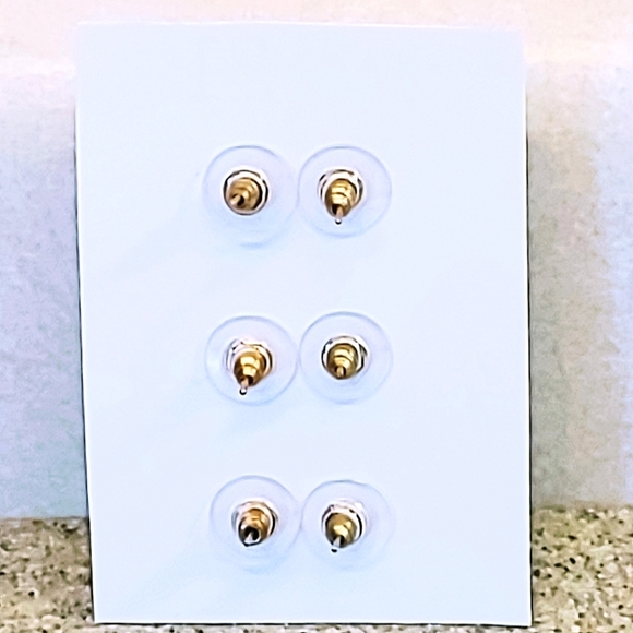 RUE 21 THREE PAIR SPARKLING CLASSIC GLASS & FAUX PEARL STUD EARRINGS - Picture 2 of 4